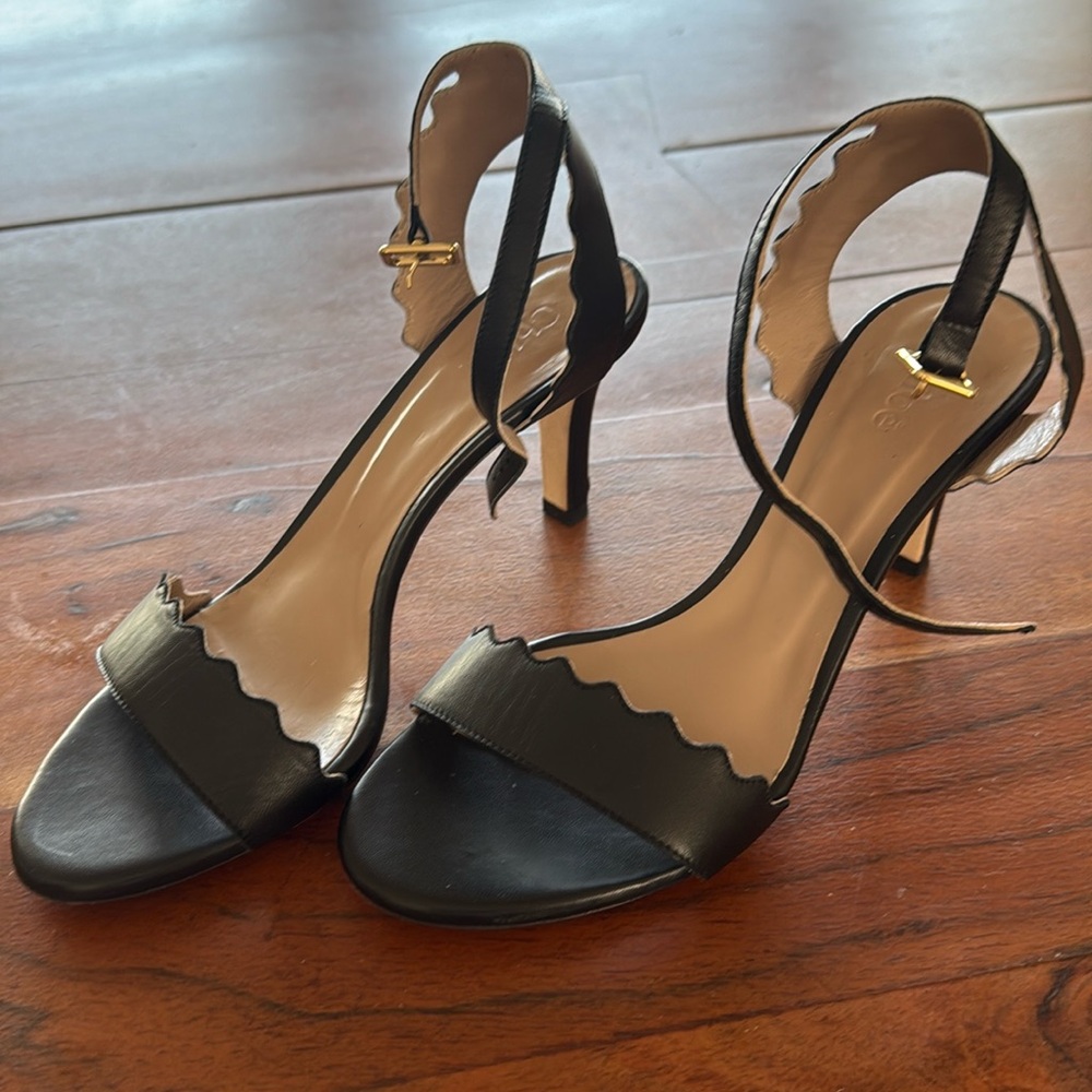Chloe great  condition black heels!
